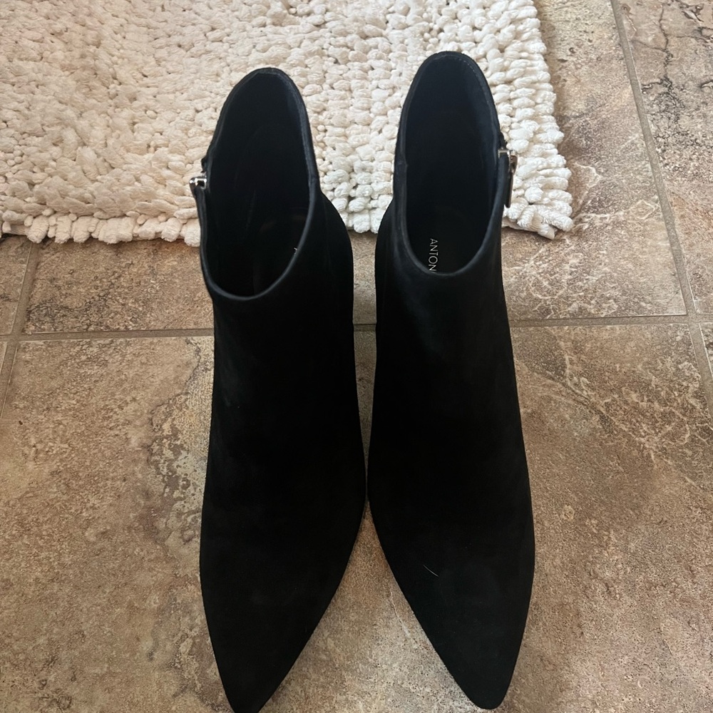Antonio Melani Women’s Booties